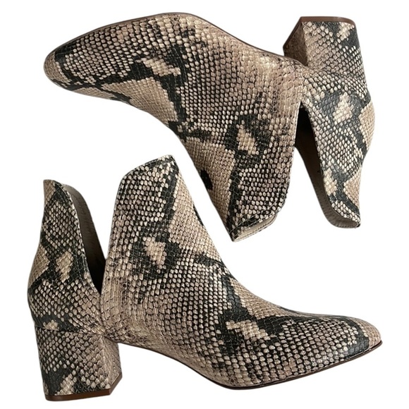 Like New Steve Madden Split Shaft Ankle Boots Animal Print Size 10 - Picture 1 of 9
